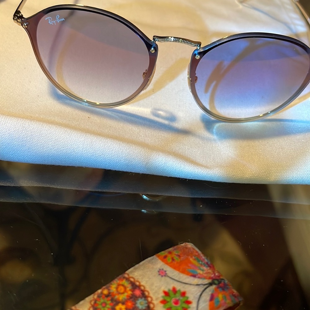 Ray Ban Blaze 3574 blue/red mirror lens, semi oval full rim, gold frames, pretty